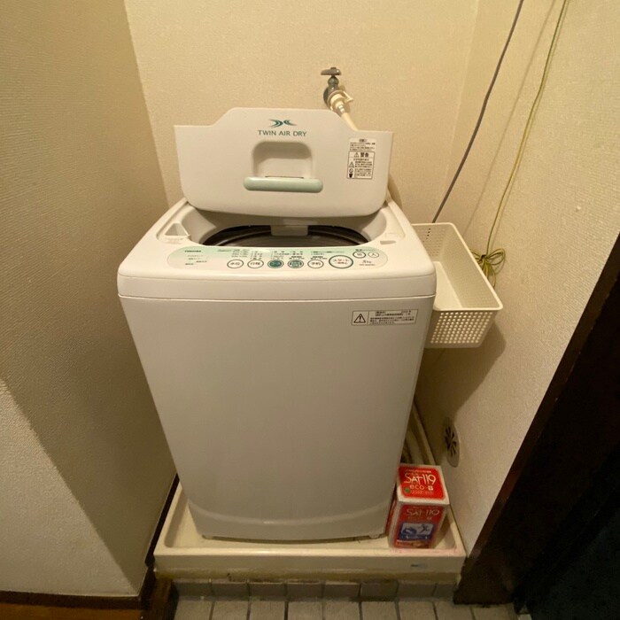 物件内観写真17　(洗濯機置場)