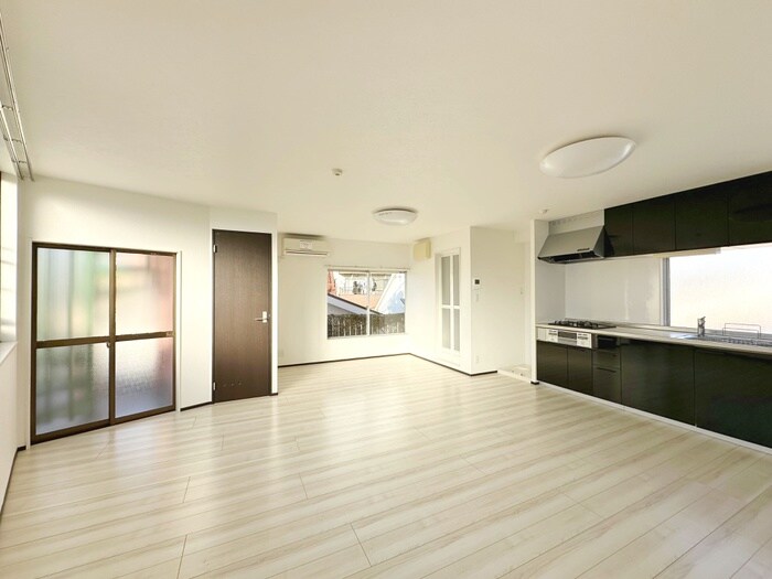 物件内観写真8　(居室)