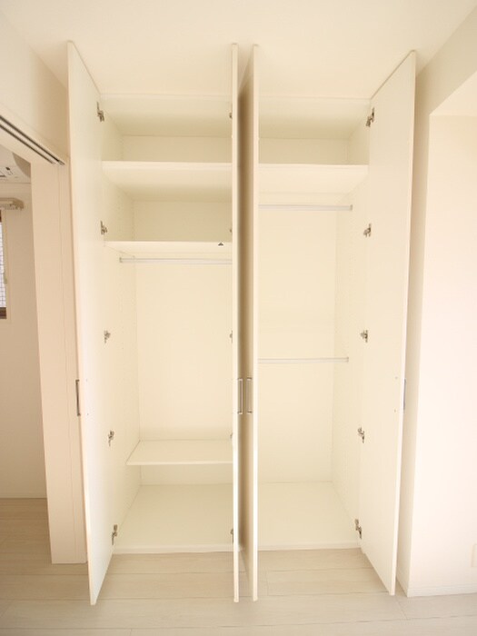 物件内観写真10　(収納)