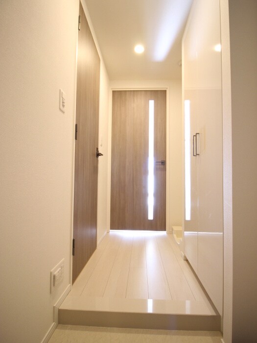 物件内観写真18　(廊下)