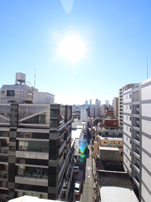 物件内観写真20　(室内からの展望)