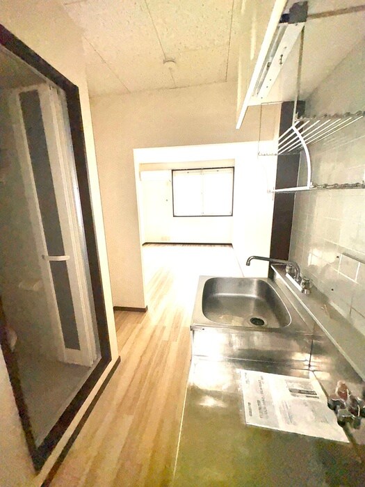 物件内観写真12　(廊下)