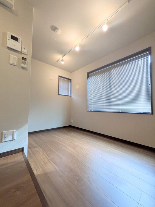 物件内観写真8　(内観写真)