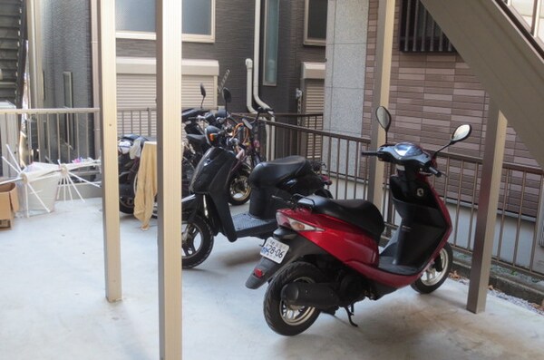 バイク置き場