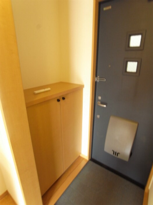 物件内観写真11　(玄関)