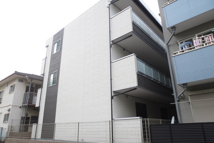 物件外観写真2　(外観写真)