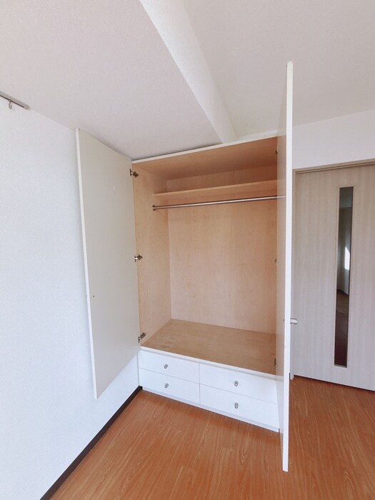 物件内観写真10　(収納)