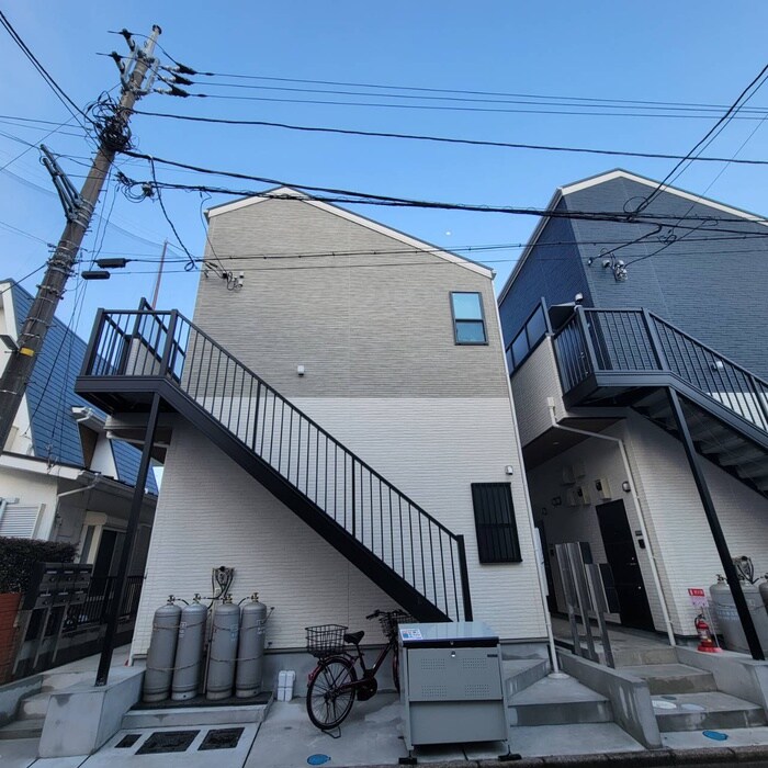 物件外観写真2　(外観写真)