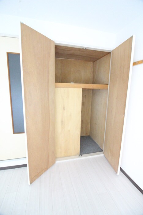 物件内観写真9　(収納)