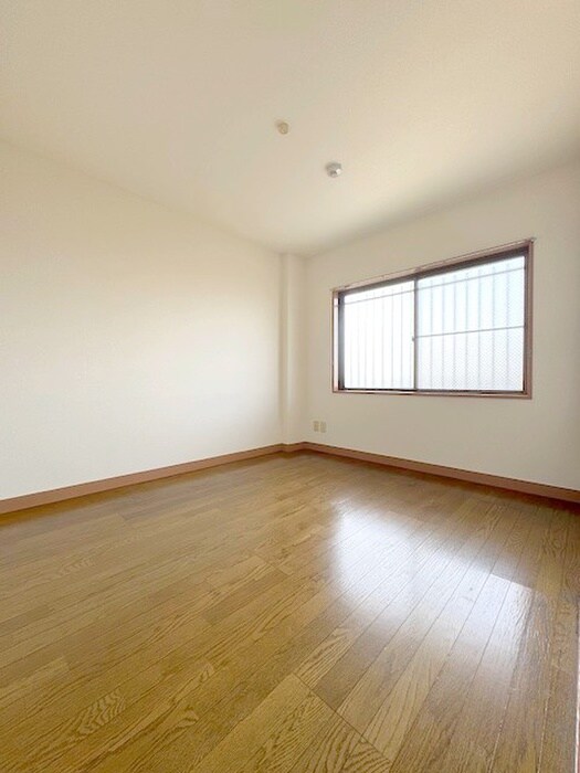 物件内観写真6　(内観写真)