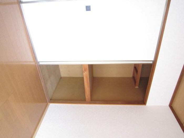 物件内観写真11　(収納)