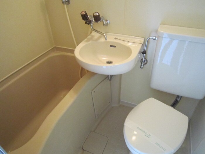 物件内観写真13　(バス／シャワールーム等)