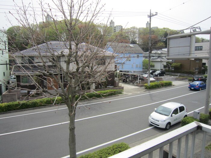 物件内観写真15　(室内からの展望)