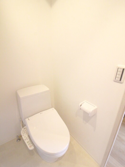 物件内観写真15　(トイレ)