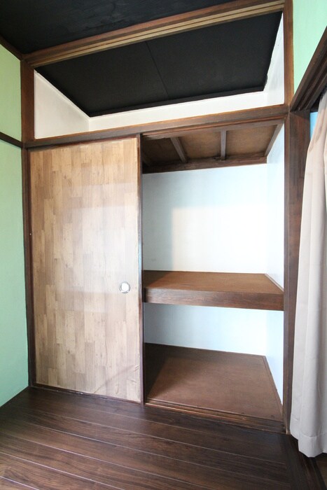 物件内観写真12　(収納)