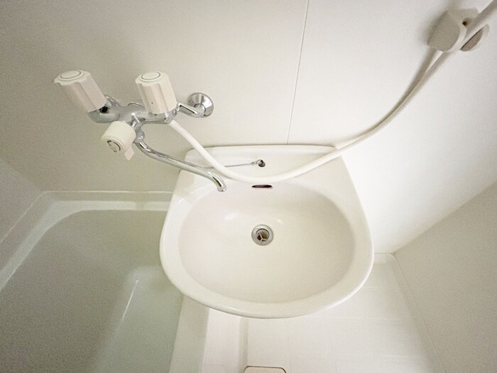 物件内観写真12　(洗面)