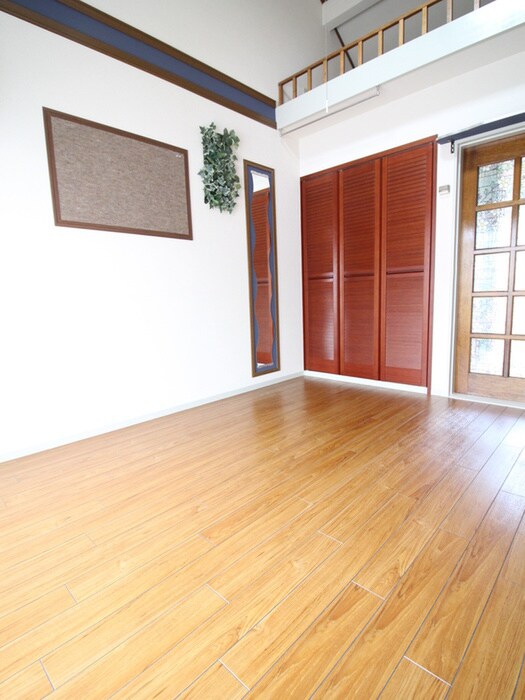 物件内観写真10　(居室)