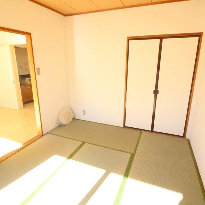 レ－ルサイドヒルズの居室