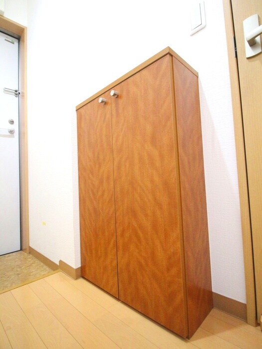 物件内観写真15　(靴箱)