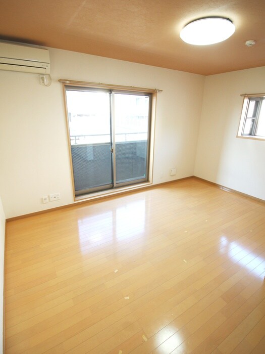 物件内観写真21　(居室)