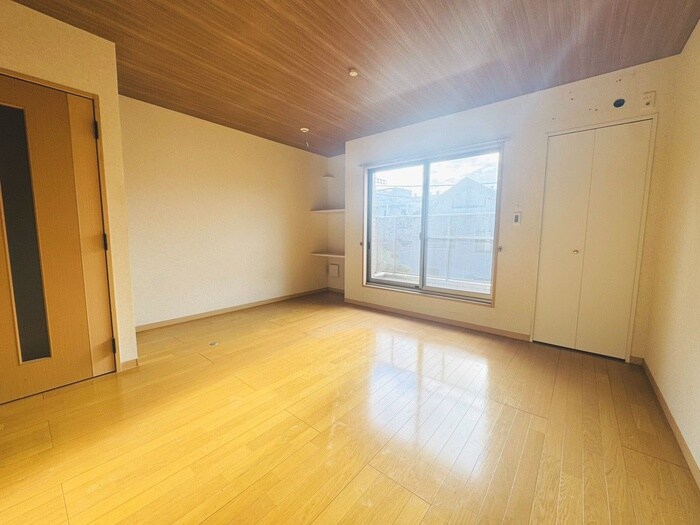 物件内観写真10　(居室)