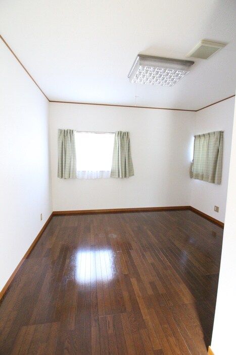 物件内観写真19　(廊下)