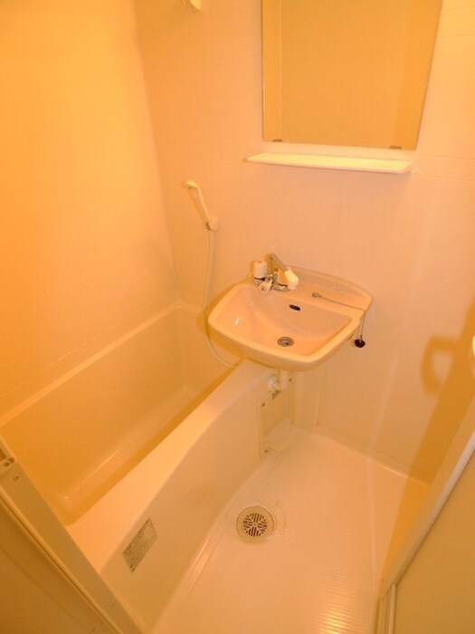 物件内観写真11　(バス／シャワールーム等)