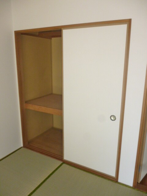 物件内観写真14　(収納)