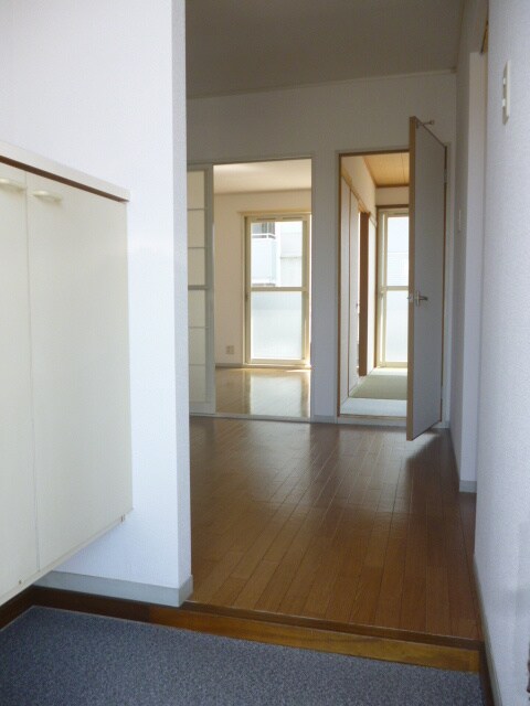 物件内観写真16　(廊下)