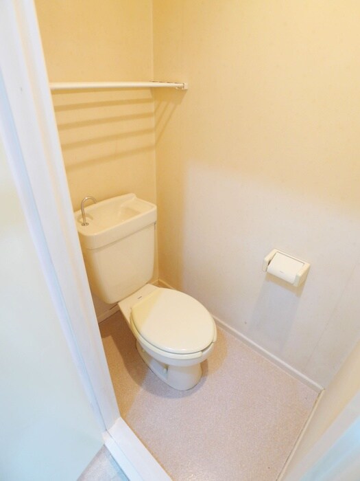 物件内観写真5　(トイレ)