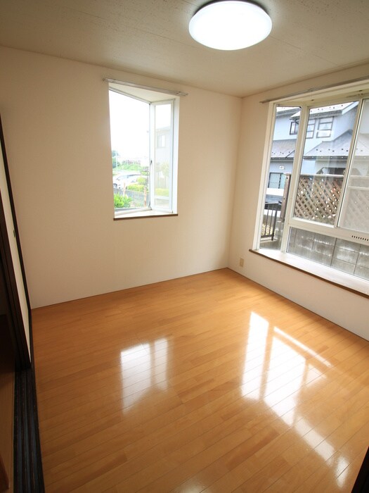 物件内観写真8　(居室)