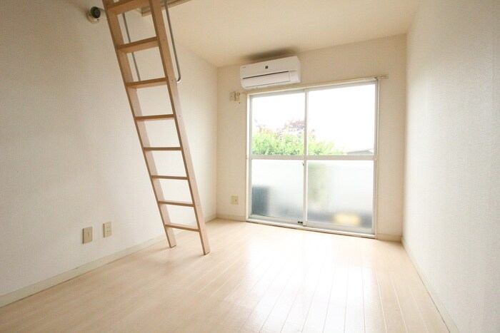 物件内観写真7　(居室)