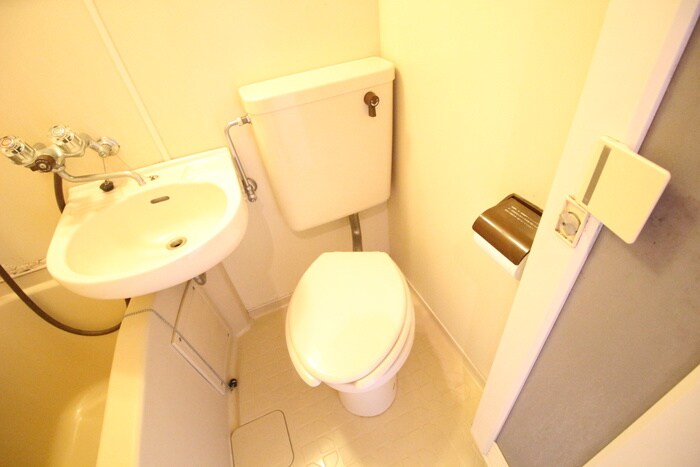 物件内観写真12　(トイレ)