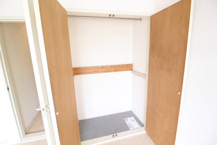 物件内観写真13　(収納)