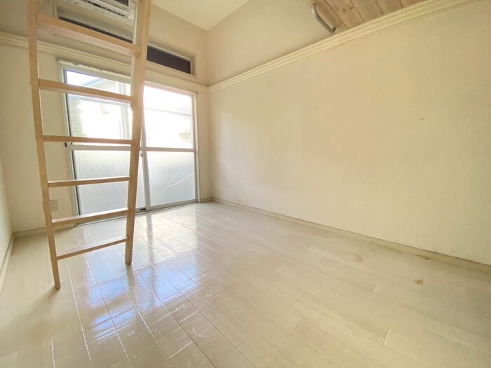 物件内観写真18　(居室)