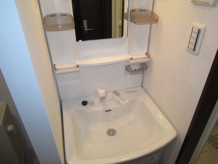 物件内観写真9　(洗面)