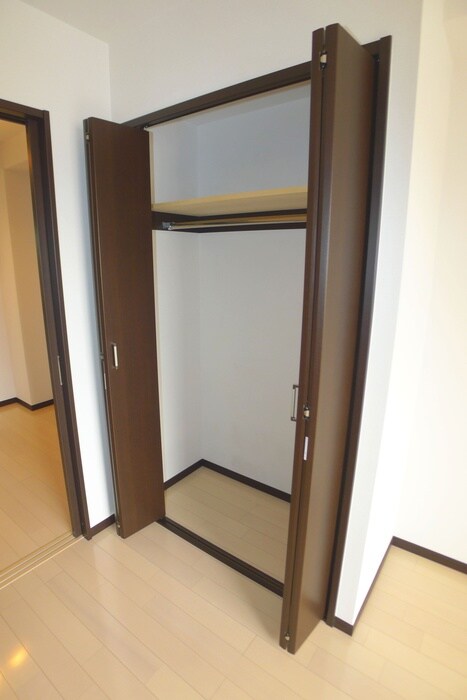 物件内観写真13　(収納)