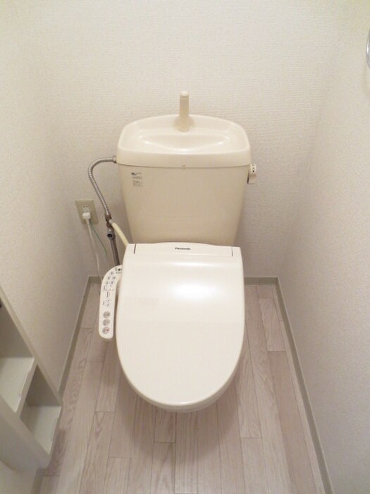 物件内観写真9　(トイレ)