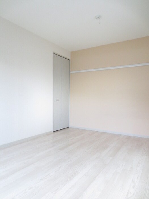 物件内観写真14　(居室)