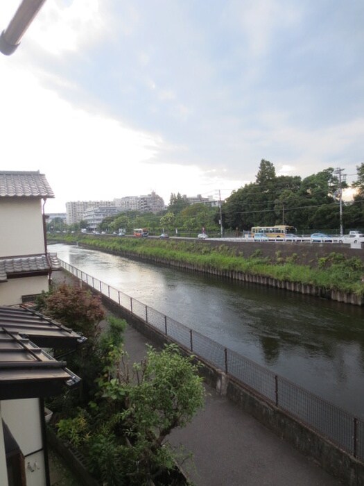 物件内観写真17　(室内からの展望)