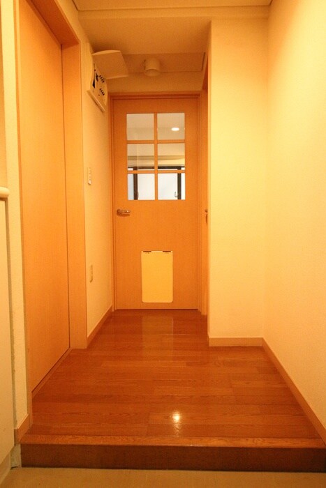 物件内観写真19　(廊下)