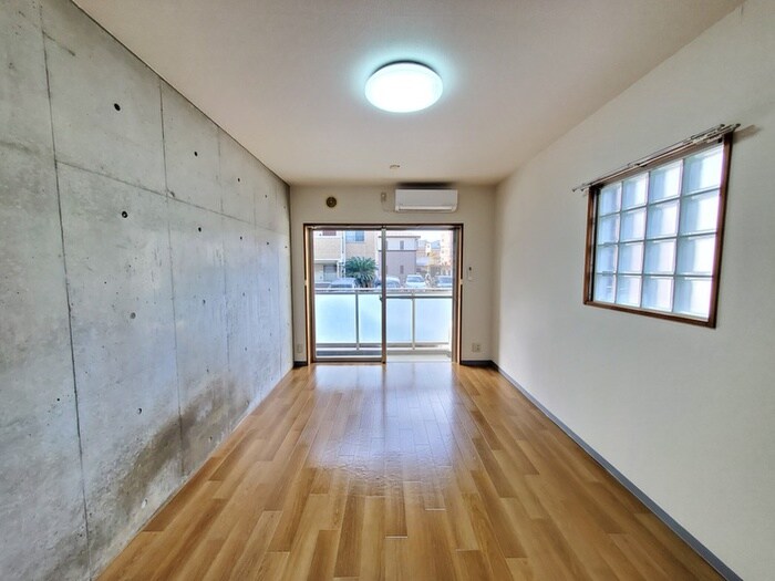 物件内観写真11　(居室)