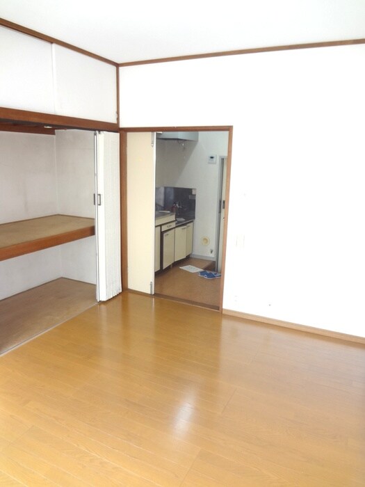 物件内観写真8　(居室)