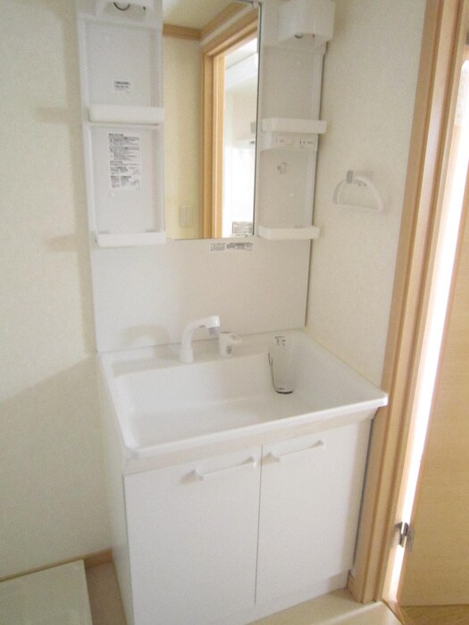 物件内観写真11　(洗面)