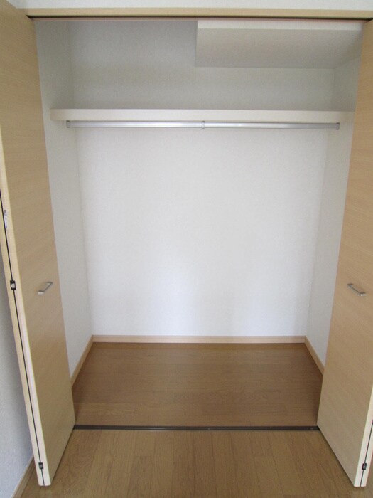 物件内観写真13　(収納)