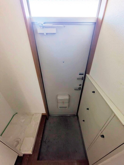 物件内観写真21　(玄関)