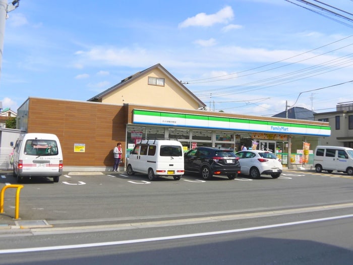 ファミリーマート