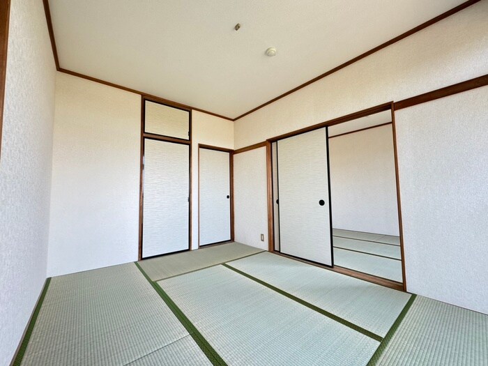 物件内観写真9　(居室)