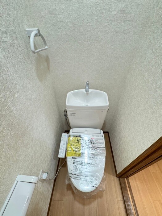 物件内観写真13　(トイレ)