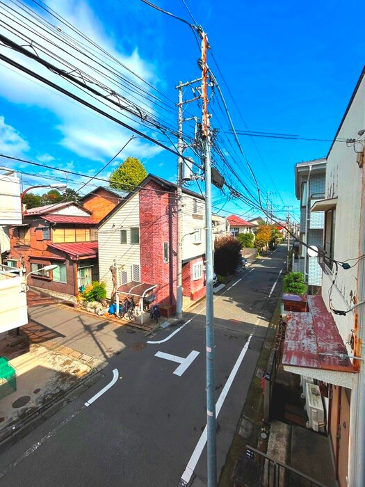 物件内観写真16　(室内からの展望)